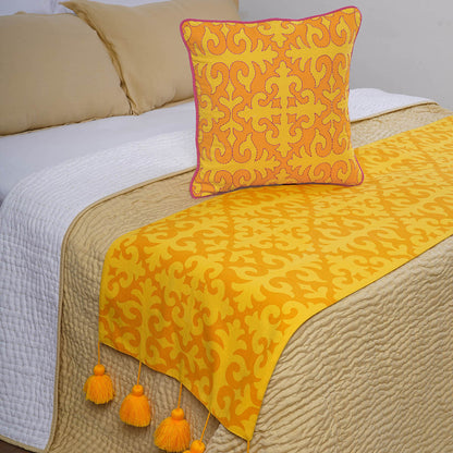 Yellow printed cotton Bed runner set - King / Queen / Twin Size Bed Runner with coordinated Decorative Throw Pillow Cover