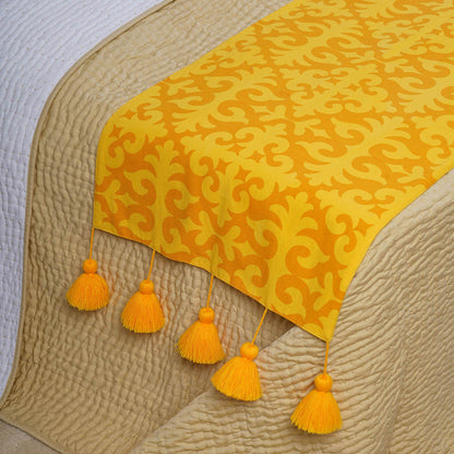 Yellow printed cotton Bed runner set - King / Queen / Twin Size Bed Runner with coordinated Decorative Throw Pillow Cover