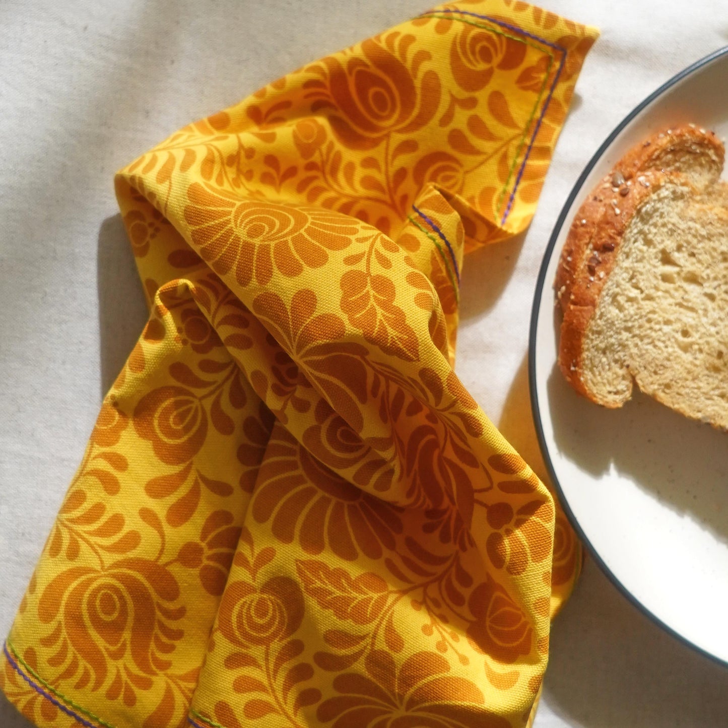 MATYO - Yellow colour Napkin, floral print cotton fabric, size available