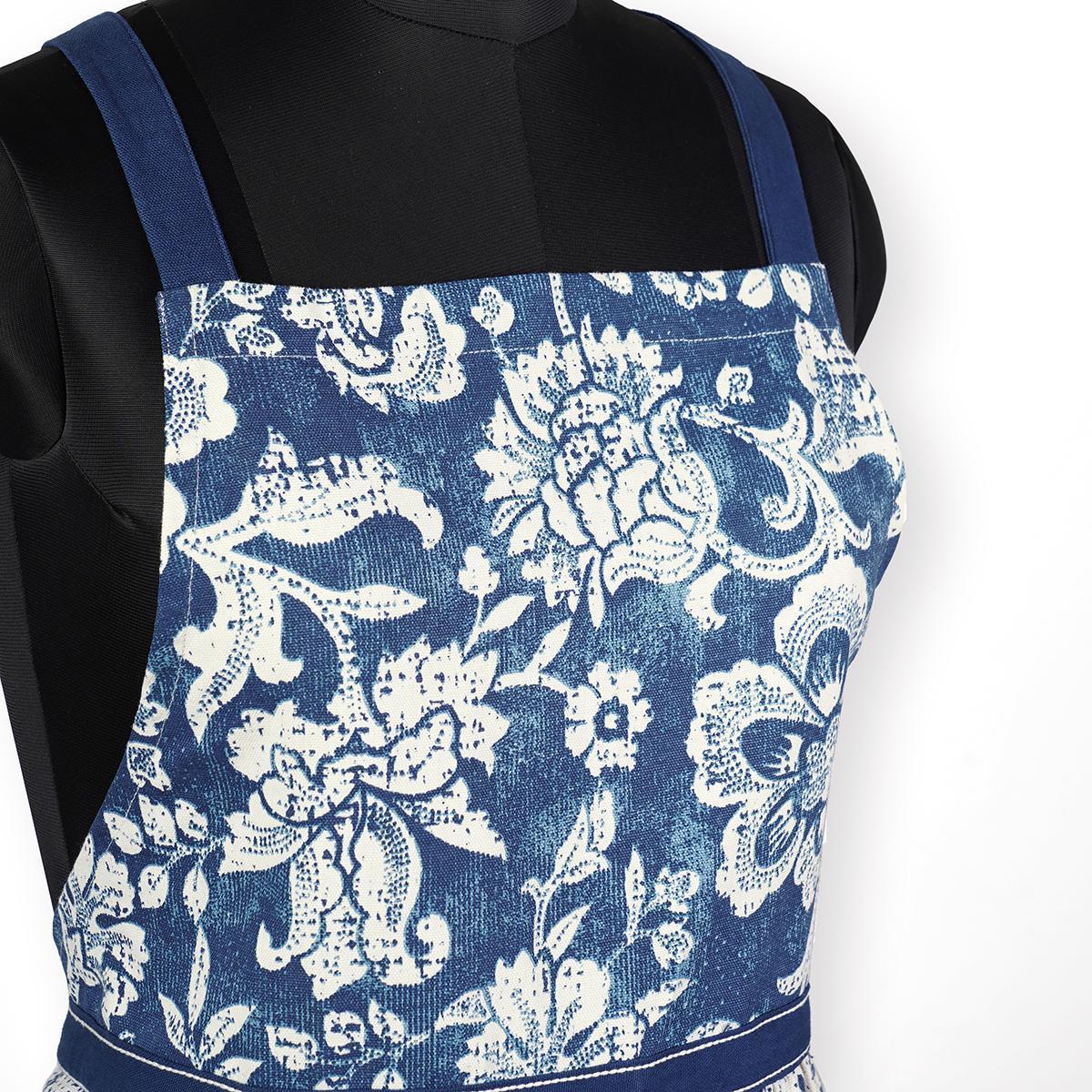 DOMINOTERIE - Indigo floral print apron, kitchen accessory, 100% cotton, size 27"X 35"