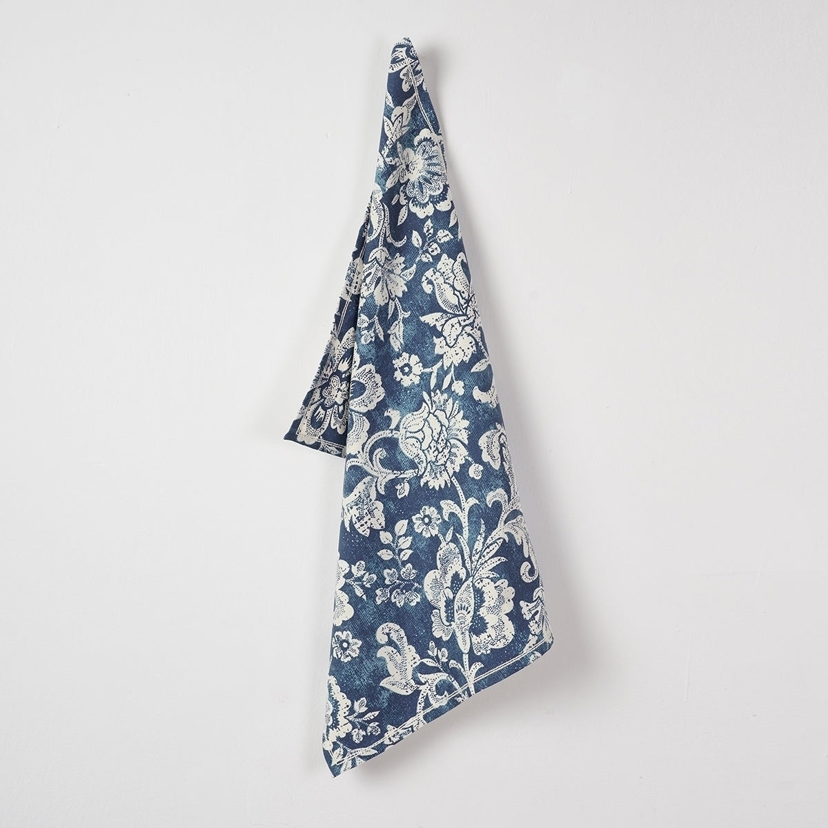 DOMINOTERIE Indigo Blue Printed Kitchen Towel, bold floral pattern, 100% cotton, size 20"X28"