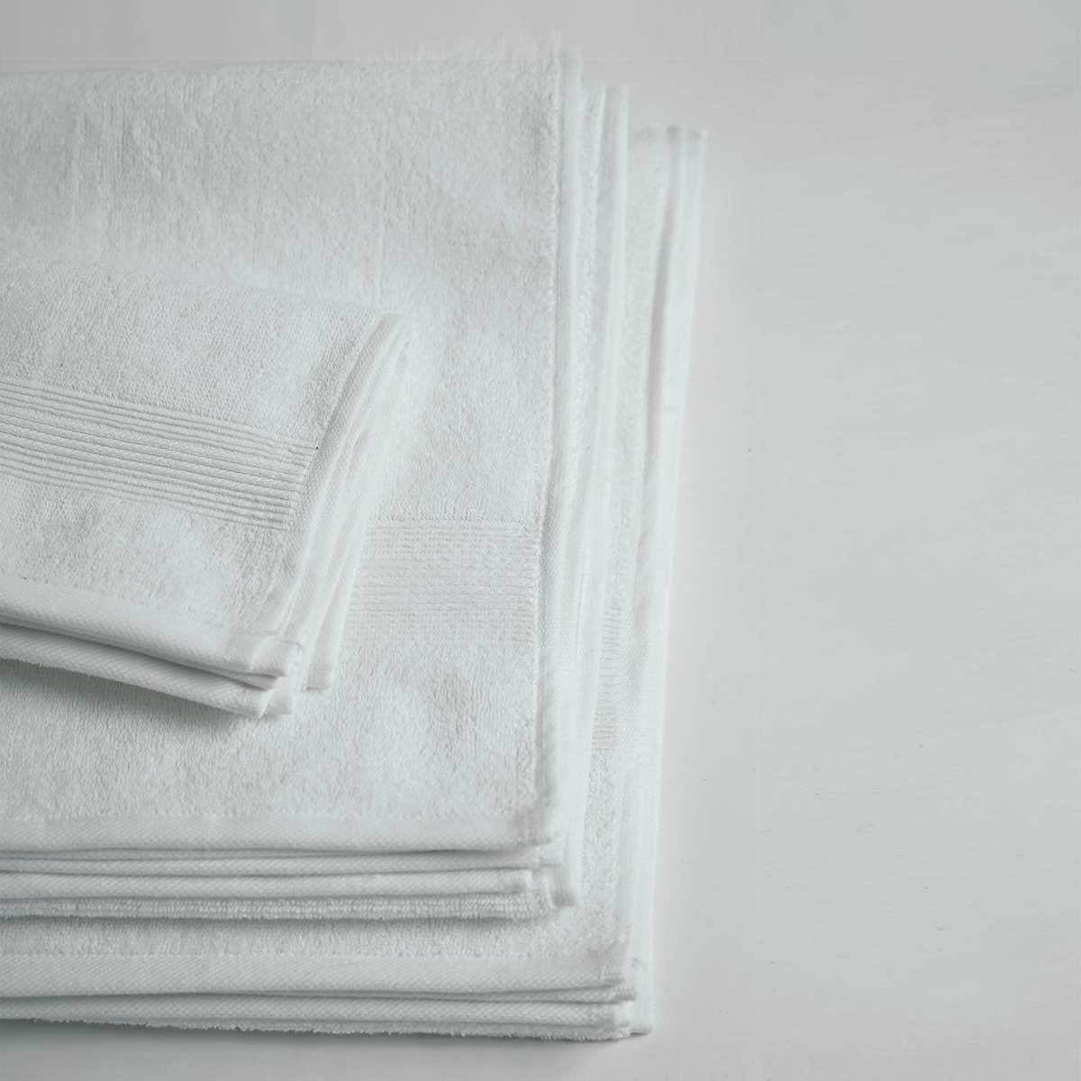 Bath towels, set of 3, white colour