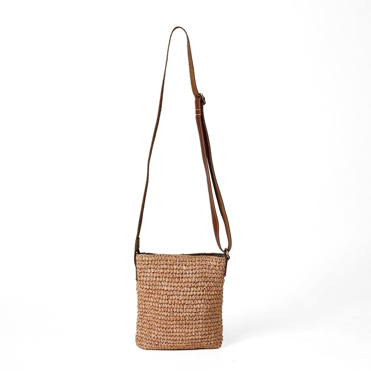 Natural colour Rafia/straw sling bag with adjustable leather handle