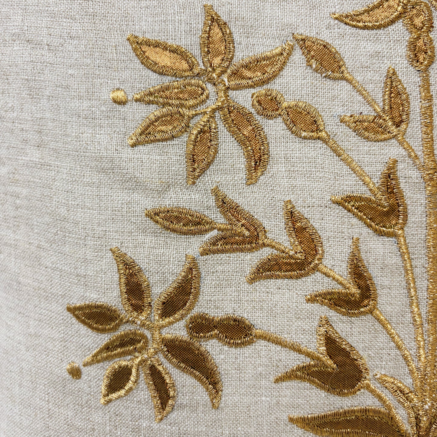 ZARI BAAG - Pure Linen Pillow Cover with Metallic Applique - 18x18 inches - Vliving