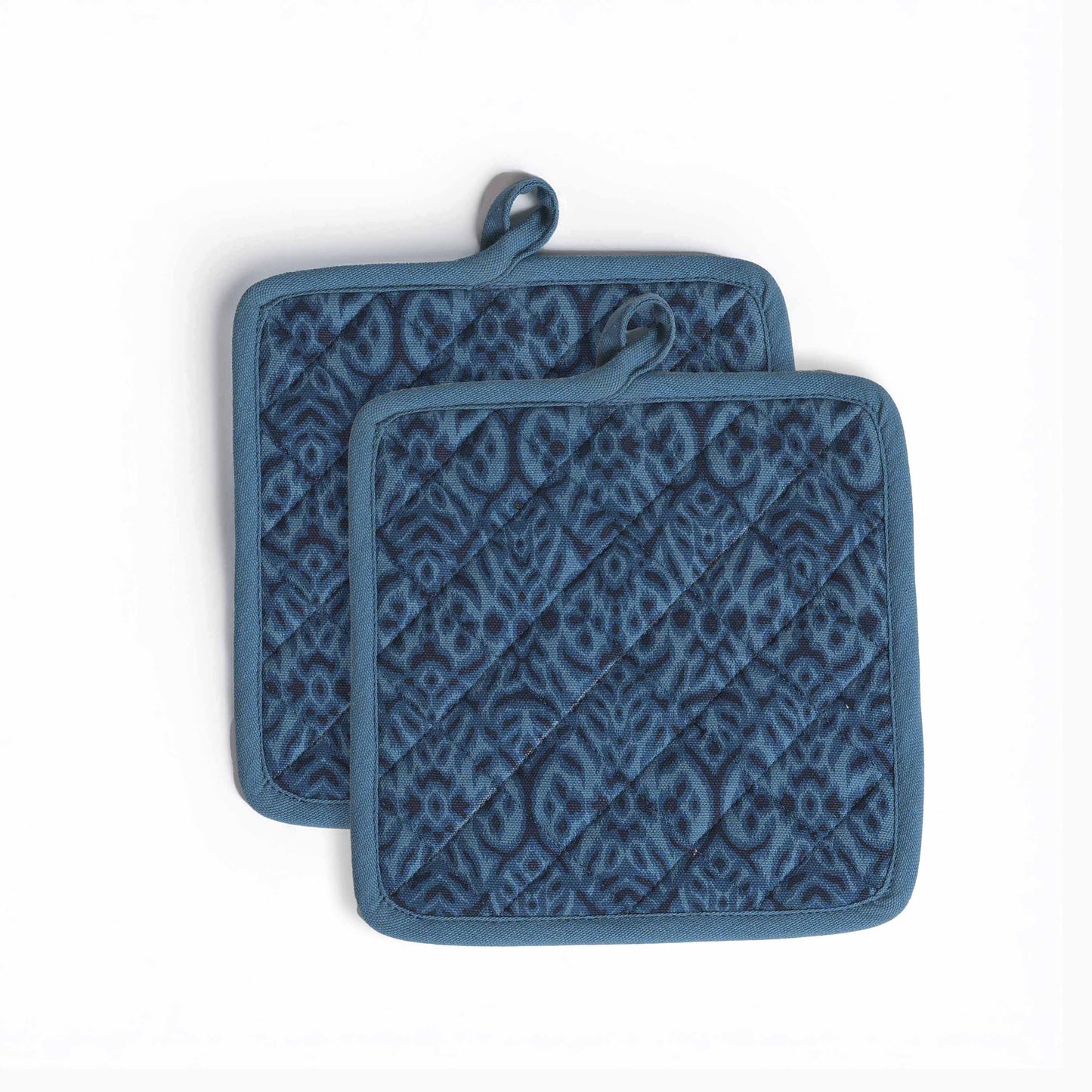 Ikat Indigo blue quilted oven mitt, quilted potholder, kitchen accessory, pure cotton- Available in Sets