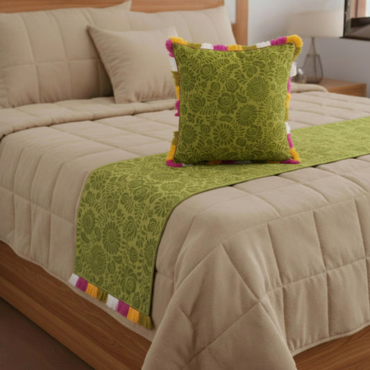 MATYO - Green Colour Bed Runner Set in Printed Cotton with Fringe - King / Queen / Twin Size - Vliving