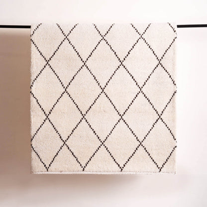 Moroccan wool rug, white and black color, hand tufted, wool and cotton mix