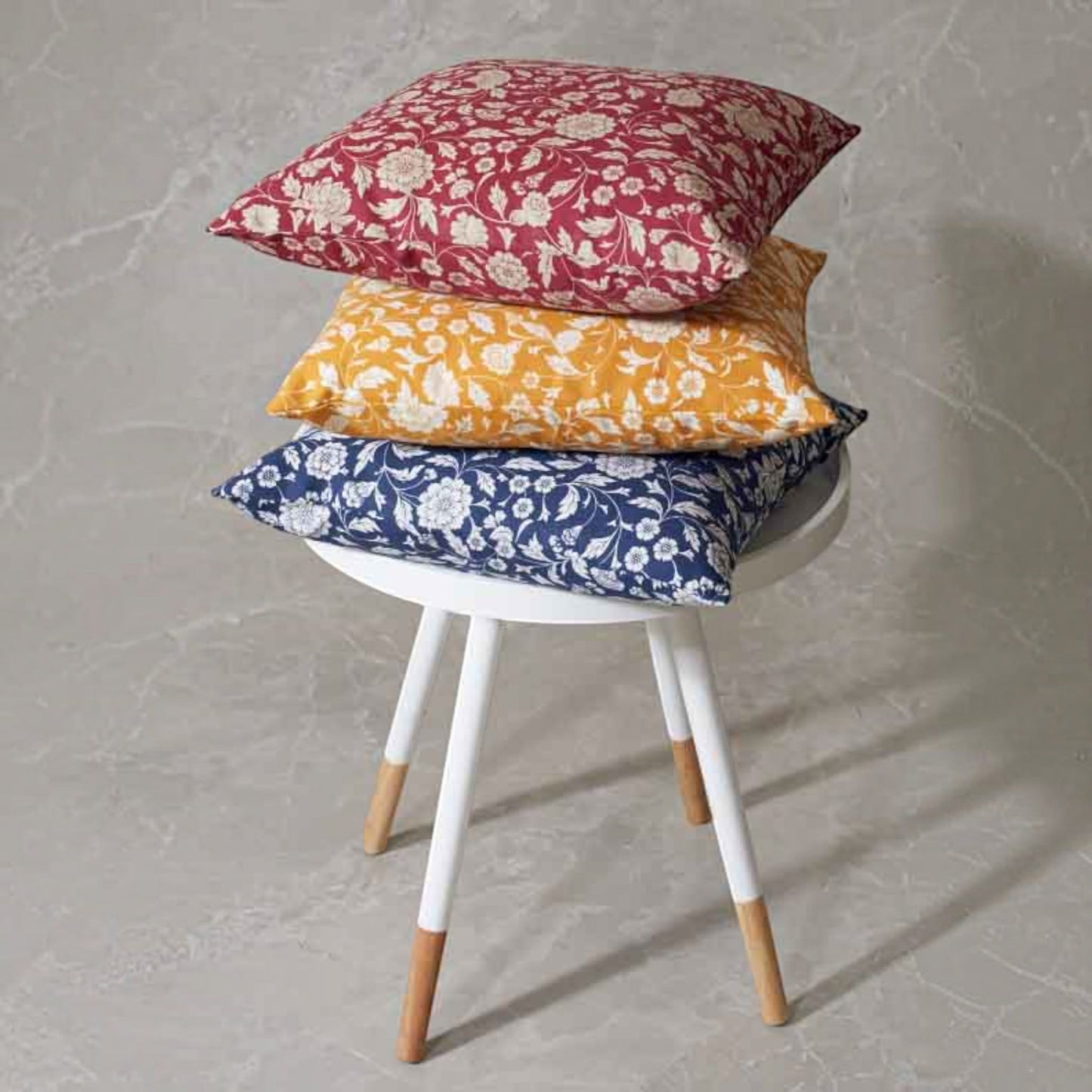 Marsala Kalamkari Print Cotton Cushion Cover – Reversible | 4 Sizes | 16" to 24" - Vliving