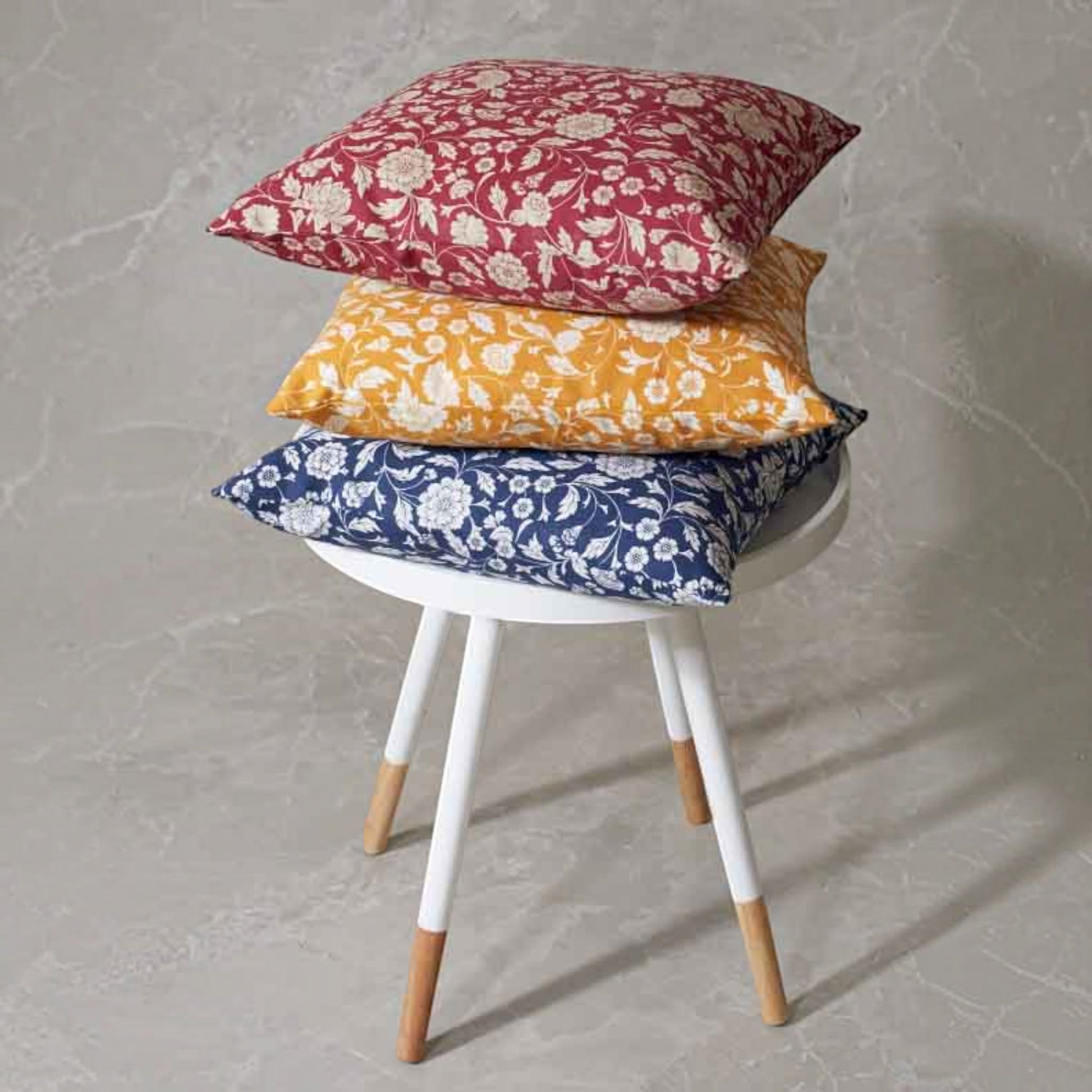 Marsala Kalamkari Print Cotton Cushion Cover – Reversible | 4 Sizes | 16" to 24" - Vliving