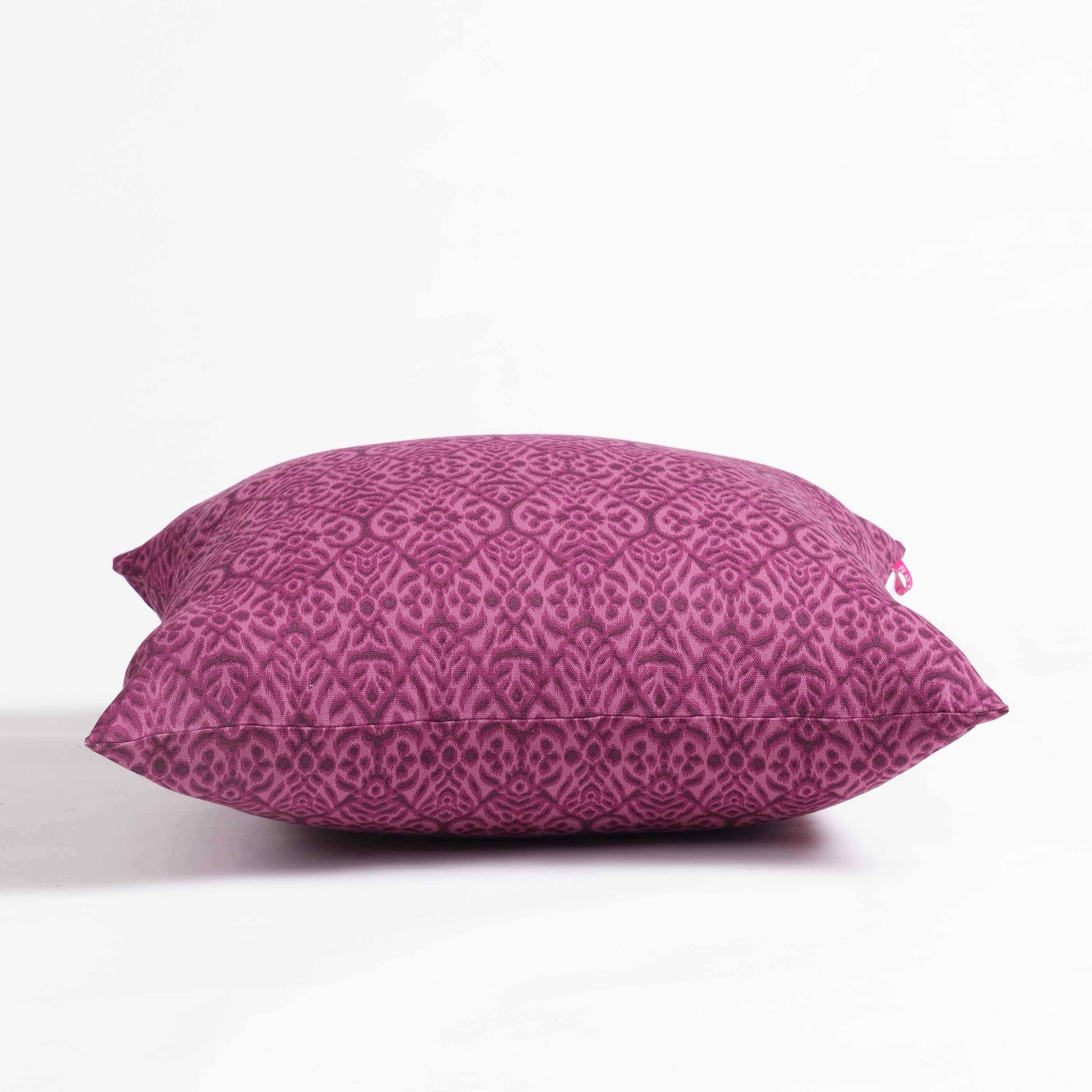 IKAT PRINT - Plum colour cotton Bed runner set - King / Queen / Twin Size - Vliving