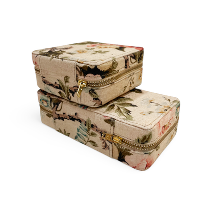 AMOUR BEIGE Vintage Rose print, Square box, travel kit bag, cosmetic box, toiletry box