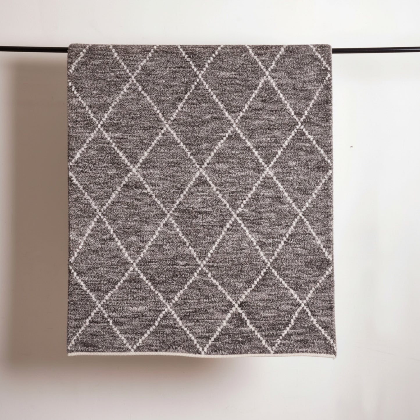 GREY and Off White Moroccan Hand Tufted Wool Blend Rug - Vliving
