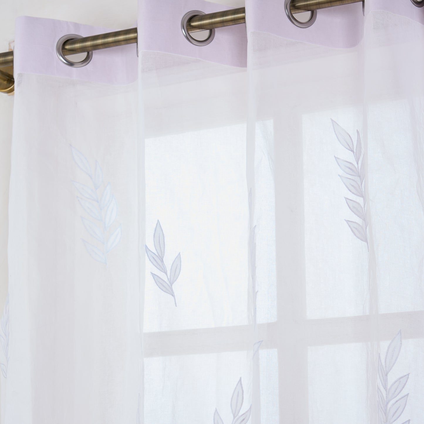 ORGANDY curtain with leaf embroidery and applique - sizes available