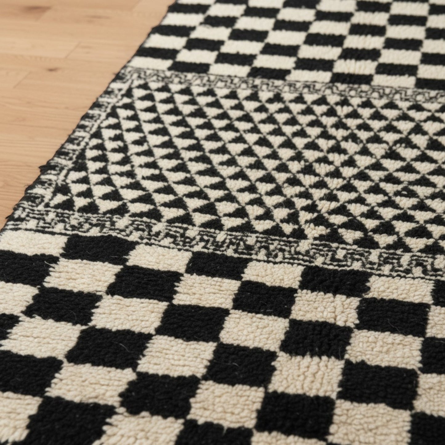 Moroccan Hand Knotted Wool Blend Carpet - Black and white - Vliving