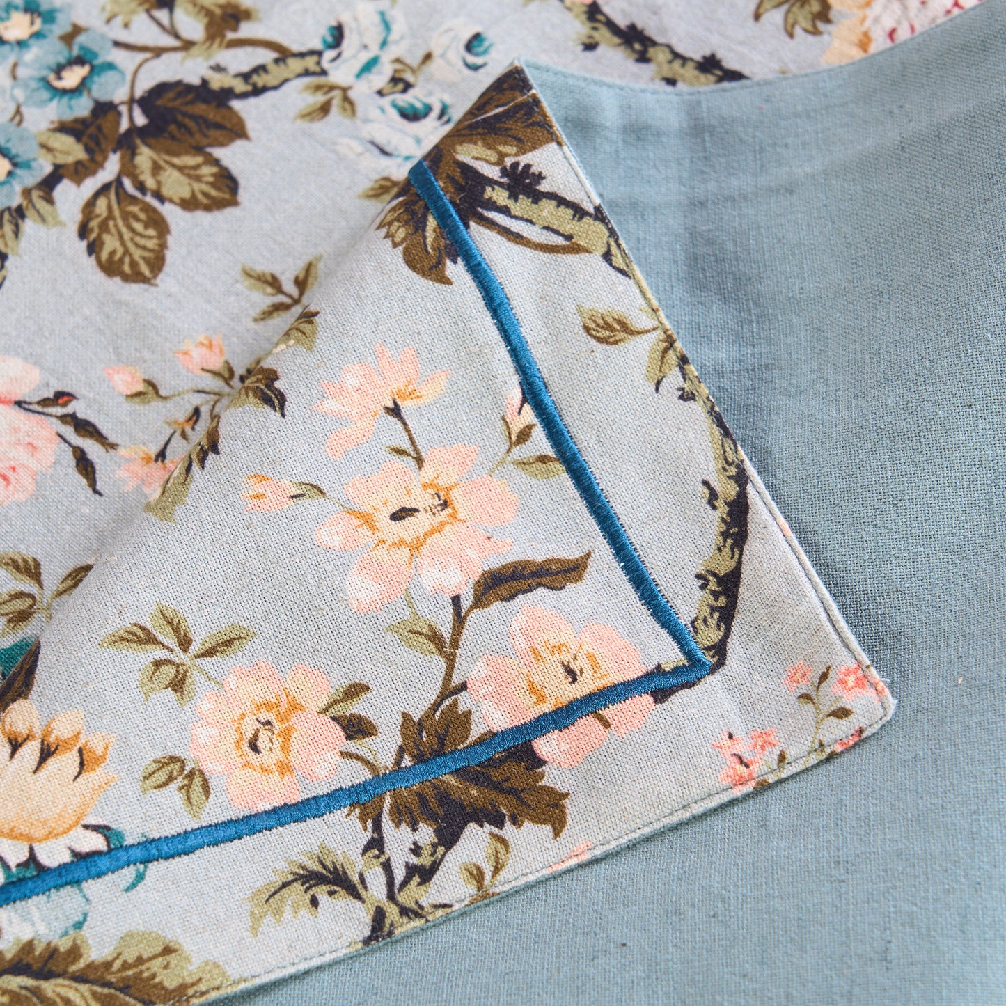 AMOUR - Duck Egg Rose Print Linen Bed runner set - King / Queen / Twin Size