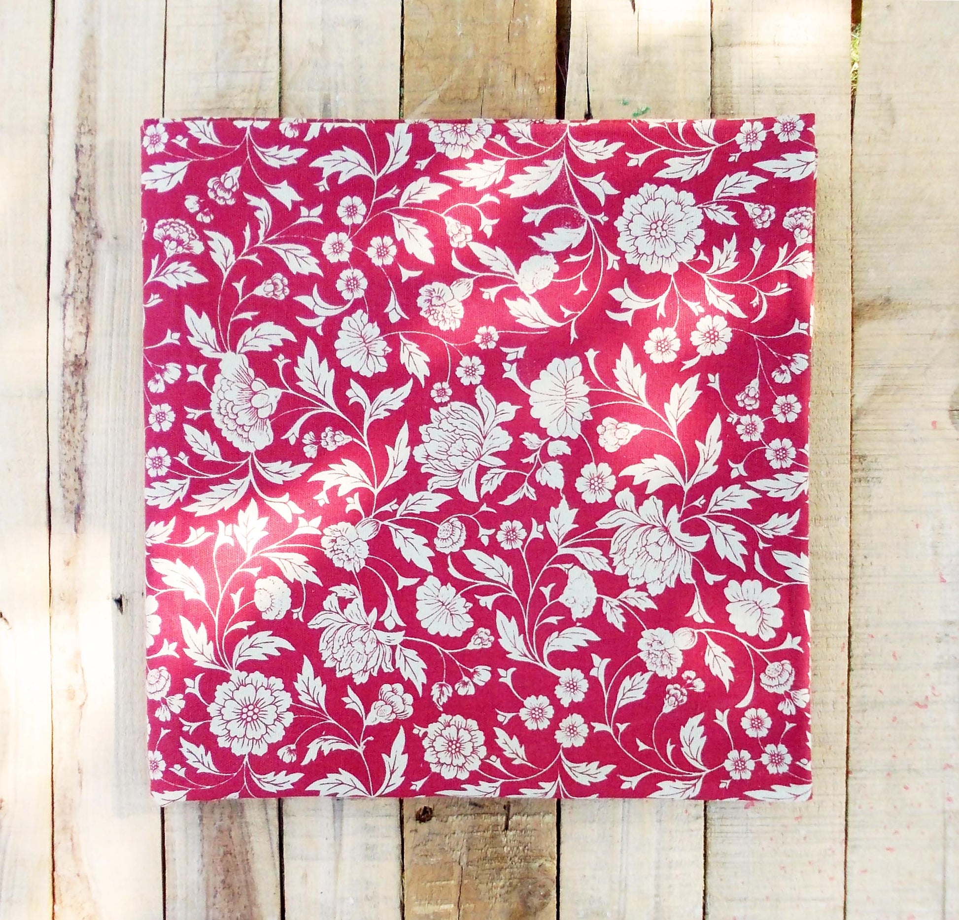 Marsala- Kalamkari Table cover