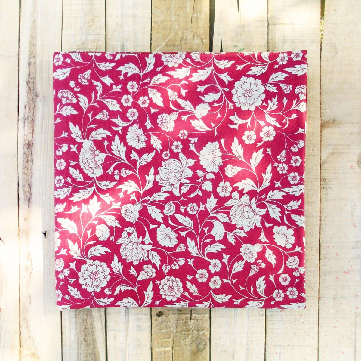 Marsala Kalamkari Cotton Tablecloth – White Floral Print | 3 Sizes | Vliving