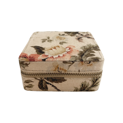 AMOUR BEIGE Vintage Rose print, Square box, travel kit bag, cosmetic box, toiletry box