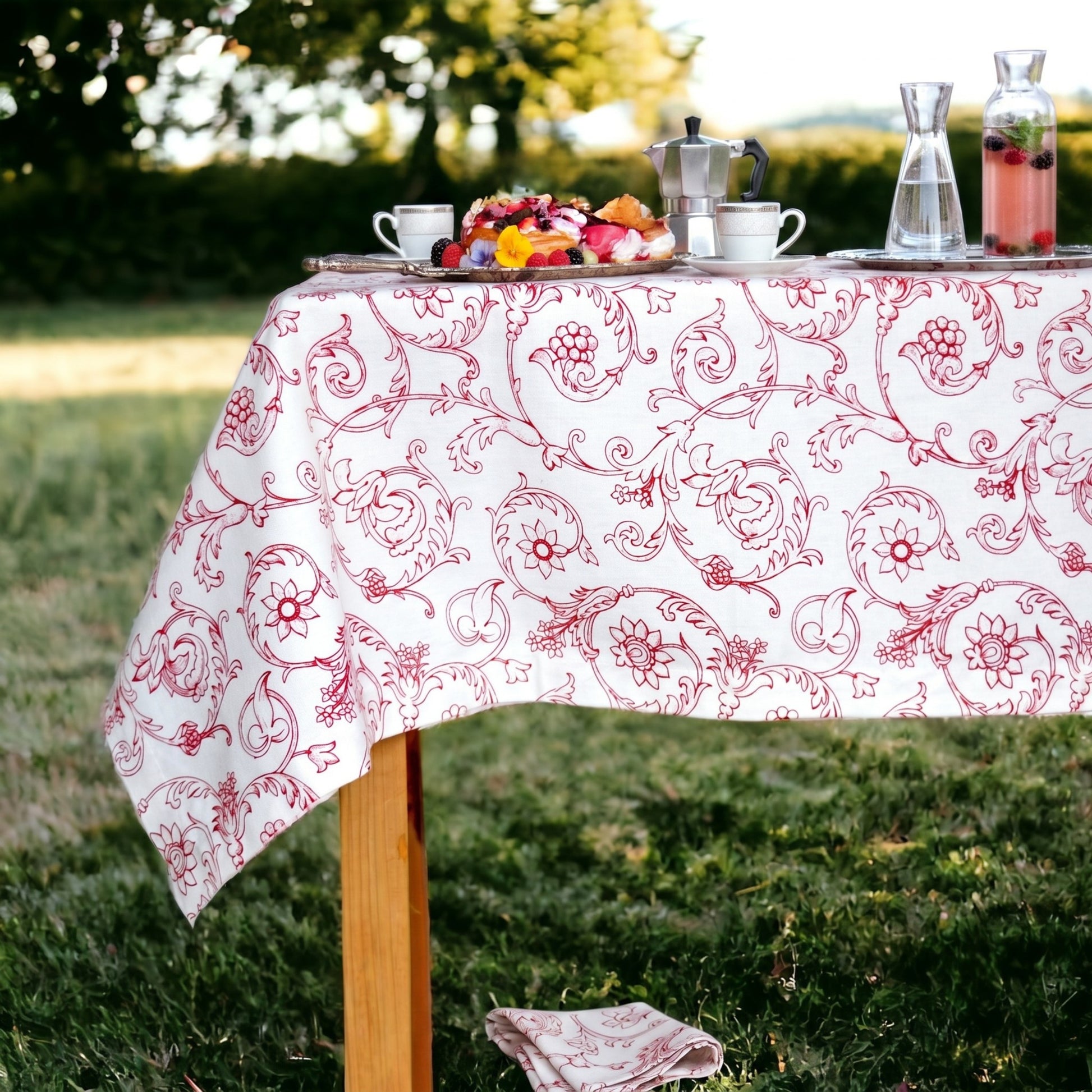 Red & White Victorian Swirl Print Cotton Tablecloth | 1-Inch Hem | 100% Cotton - Vliving