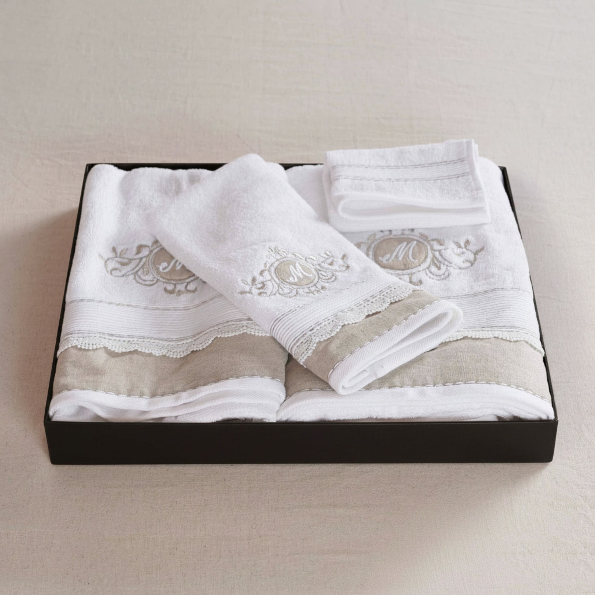 GIFT PACK - Luxury Towel Set – 4 Pieces | Customizable with Monogram | Linen Appliqué and Embroidery - Vliving