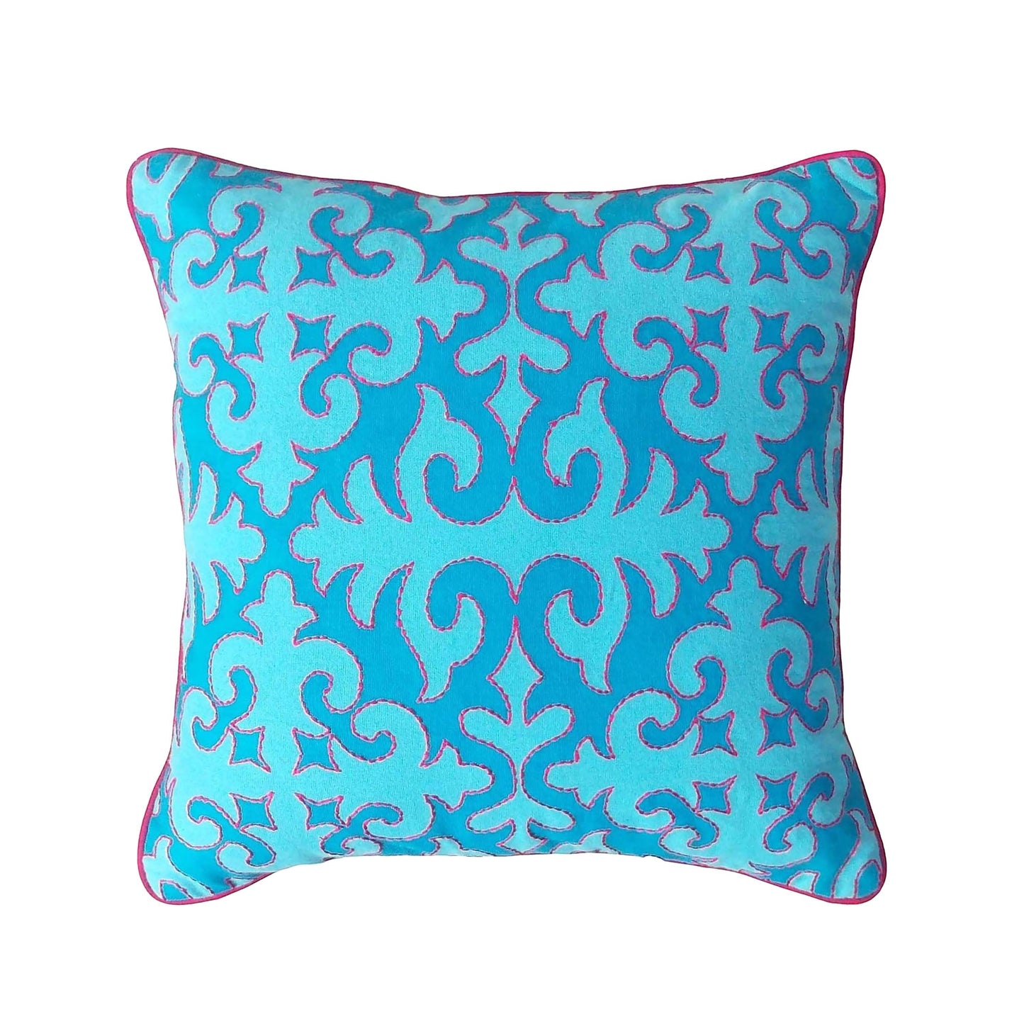 Turquoise cotton pillow cover with pink piping and Shyrdak pattern by Vliving